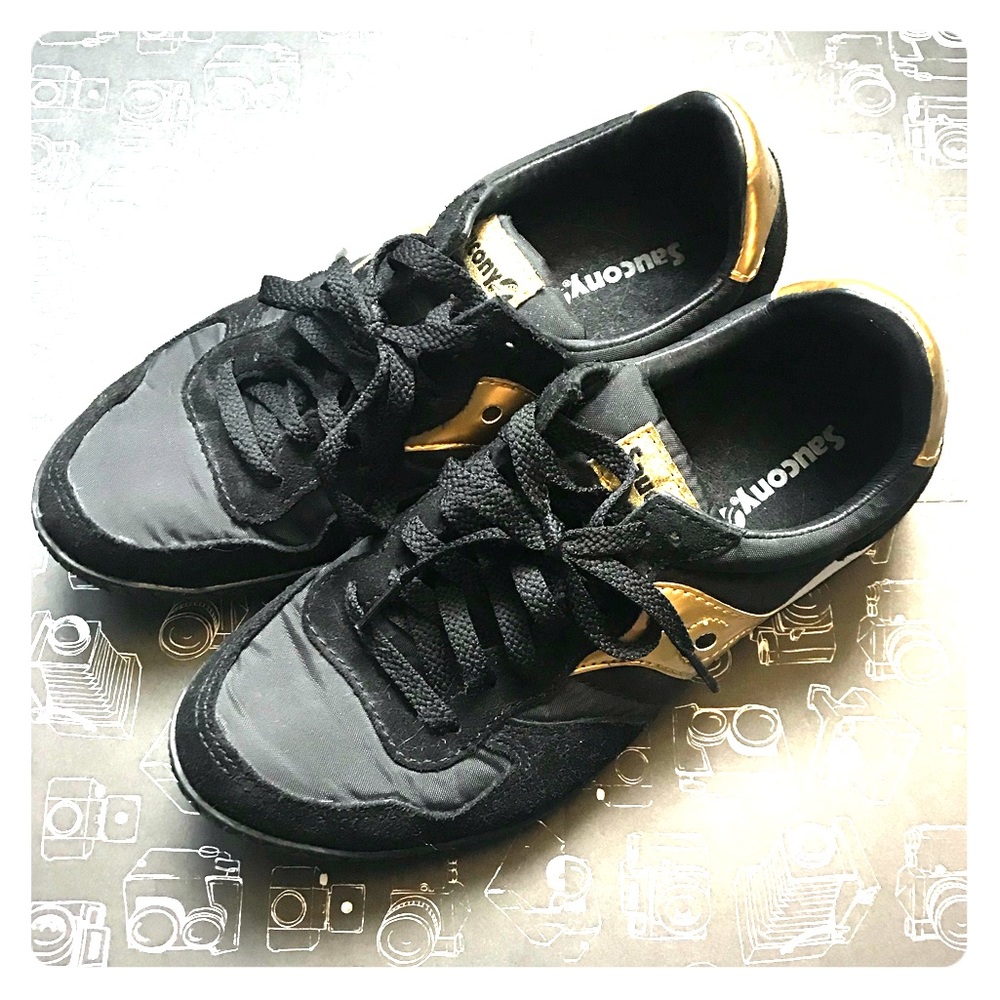 Saucony Originals - Bullet in Black and Gold